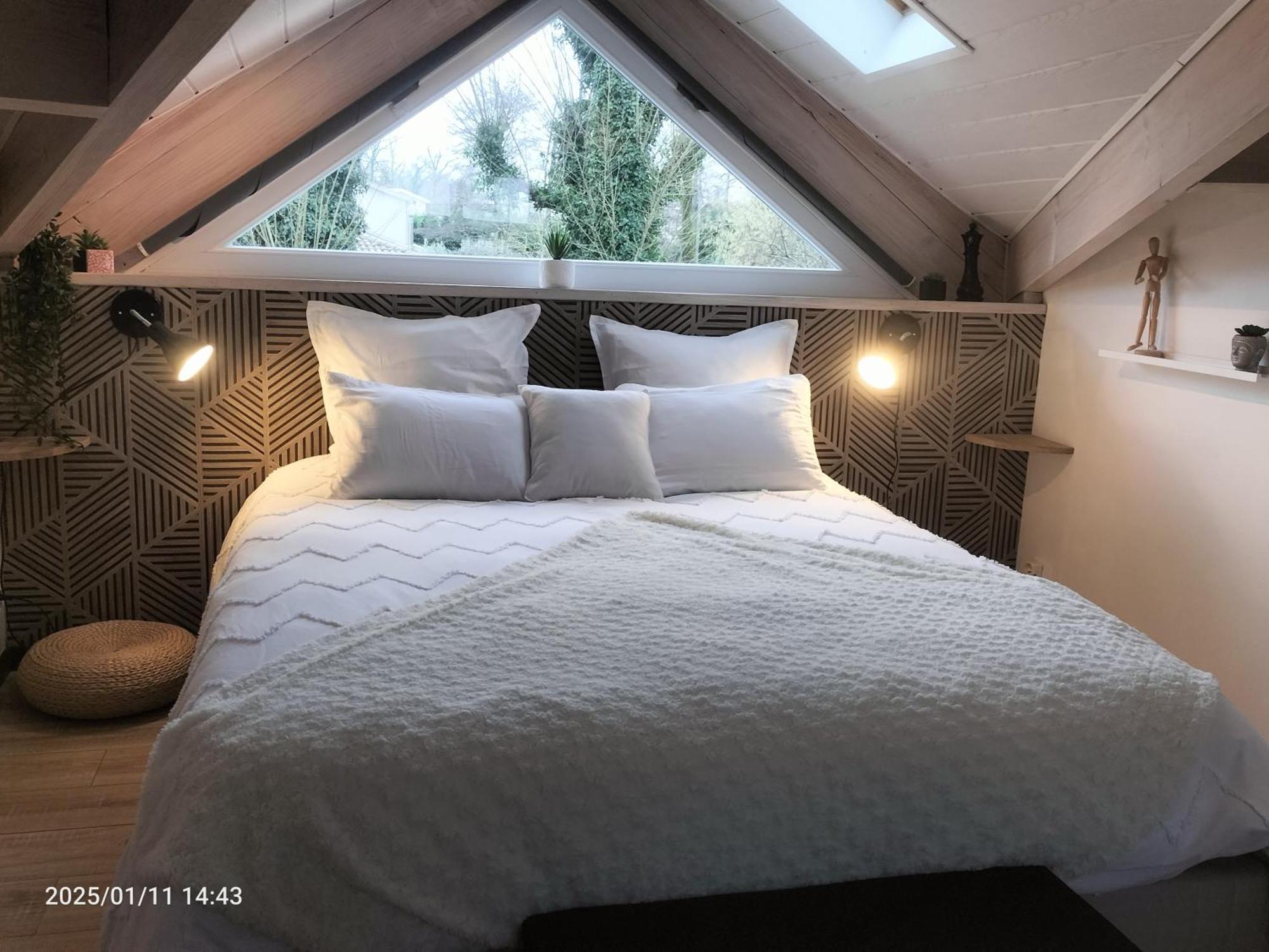 Ferienwohnung Au Bord Du Vieux Moulin Mérignac Exterior foto